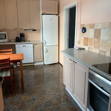 Roiha Apartment *
